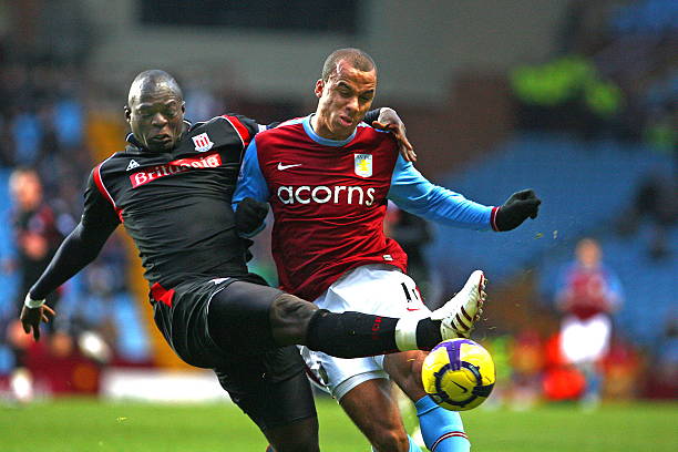 更是对足球 更是对足球